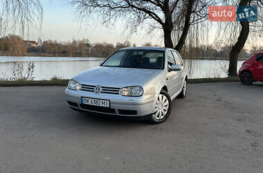 Хетчбек Volkswagen Golf 2000 в Рівному