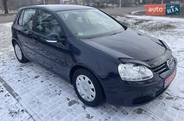 Хэтчбек Volkswagen Golf 2005 в Хороле