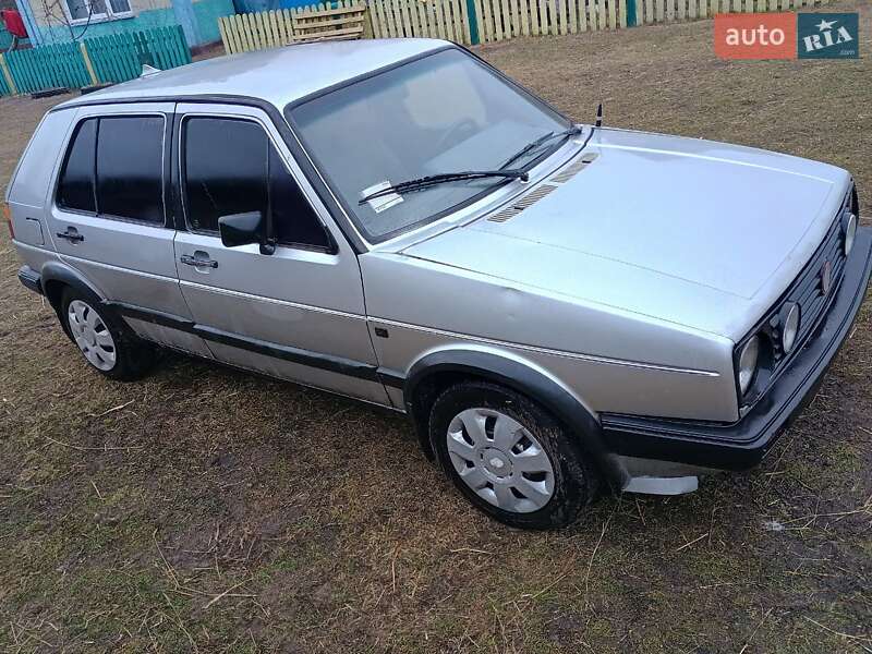 Хэтчбек Volkswagen Golf 1987 в Ратным