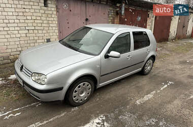 Хэтчбек Volkswagen Golf 2000 в Чернигове