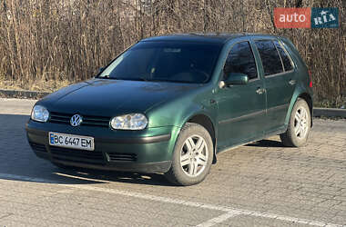 Хэтчбек Volkswagen Golf 2001 в Львове