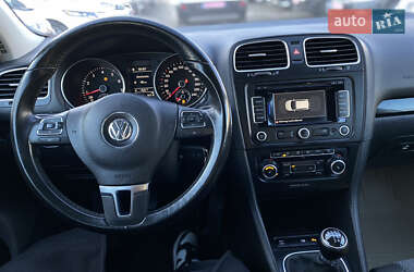 Хэтчбек Volkswagen Golf 2009 в Луцке