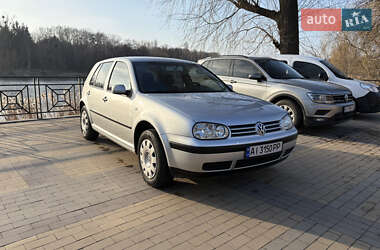 Хэтчбек Volkswagen Golf 2003 в Белой Церкви