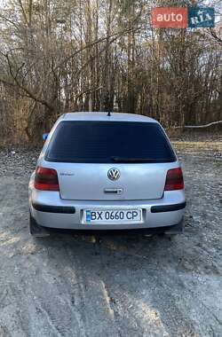 Хетчбек Volkswagen Golf 2001 в Шепетівці