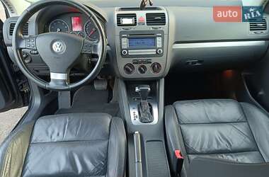 Хэтчбек Volkswagen Golf 2007 в Киеве