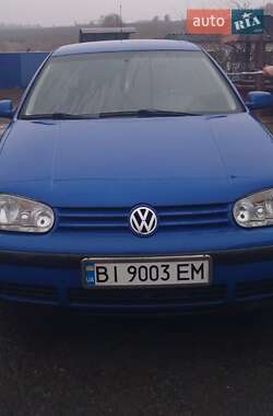 Хэтчбек Volkswagen Golf 1998 в Гадяче