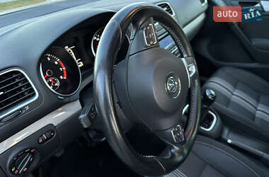 Хэтчбек Volkswagen Golf 2012 в Львове