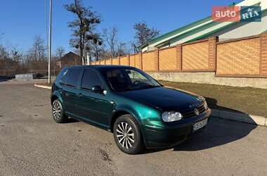 Хетчбек Volkswagen Golf 1998 в Чернівцях