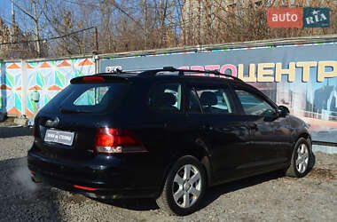 Універсал Volkswagen Golf 2013 в 