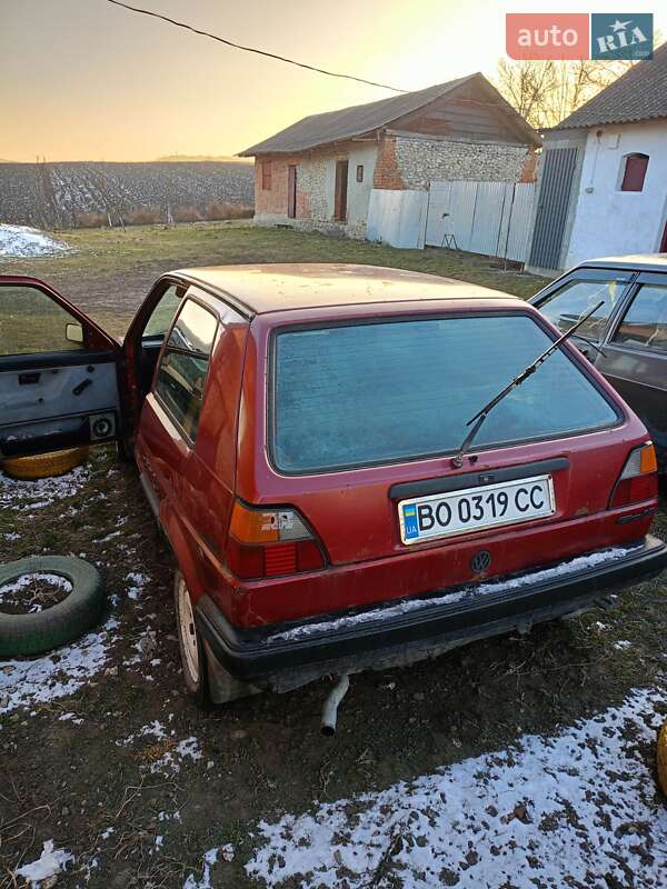 Хэтчбек Volkswagen Golf 1988 в Подволочиске