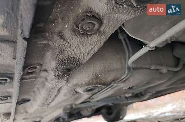 Хэтчбек Volkswagen Golf 1998 в 