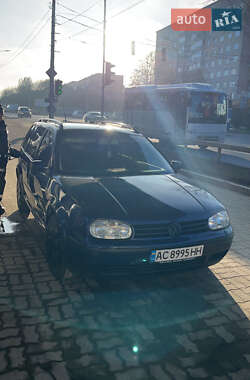 Универсал Volkswagen Golf 2000 в Тернополе