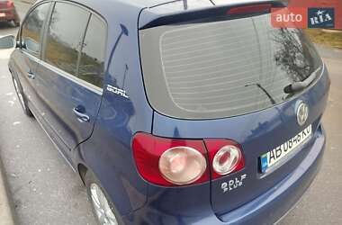 Хэтчбек Volkswagen Golf 2006 в 