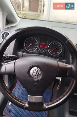 Хэтчбек Volkswagen Golf 2006 в 