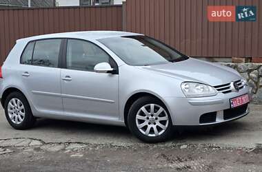 Хэтчбек Volkswagen Golf 2005 в Полтаве