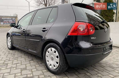 Хэтчбек Volkswagen Golf 2007 в Запорожье