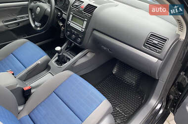 Хэтчбек Volkswagen Golf 2007 в Запорожье