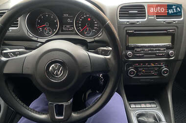 Хетчбек Volkswagen Golf 2010 в Івано-Франківську