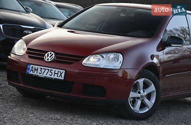 Хетчбек Volkswagen Golf 2005 в Бердичеві