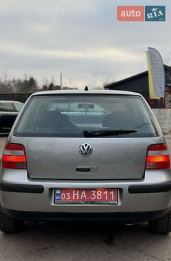 Хэтчбек Volkswagen Golf 2003 в Чернигове