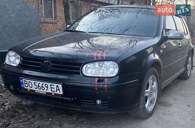 Хэтчбек Volkswagen Golf 2001 в Тернополе