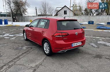 Хетчбек Volkswagen Golf 2017 в Києві