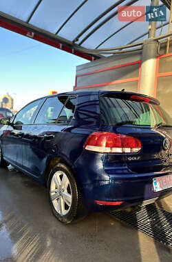 Хэтчбек Volkswagen Golf 2012 в Львове