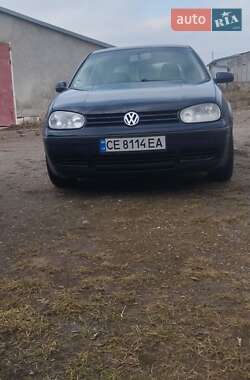 Хэтчбек Volkswagen Golf 2003 в Черновцах