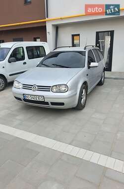 Універсал Volkswagen Golf 2001 в Івано-Франківську