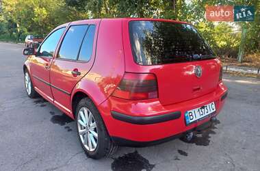 Хетчбек Volkswagen Golf 2001 в 