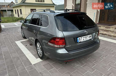 Хэтчбек Volkswagen Golf 2010 в Коломые