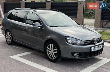 Хэтчбек Volkswagen Golf 2010 в Коломые