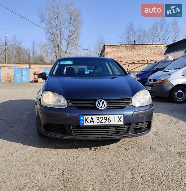 Хэтчбек Volkswagen Golf 2007 в Киеве