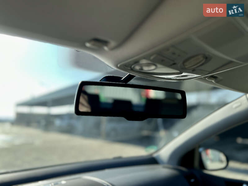 Хэтчбек Volkswagen Golf 2005 в Полтаве