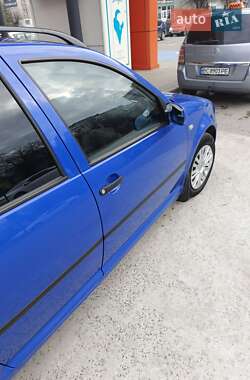 Универсал Volkswagen Golf 2001 в 