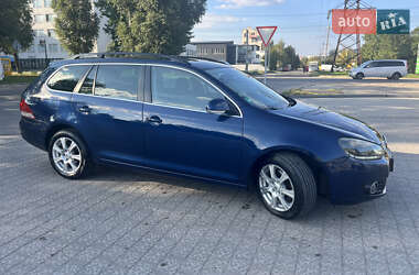 Универсал Volkswagen Golf 2011 в Львове