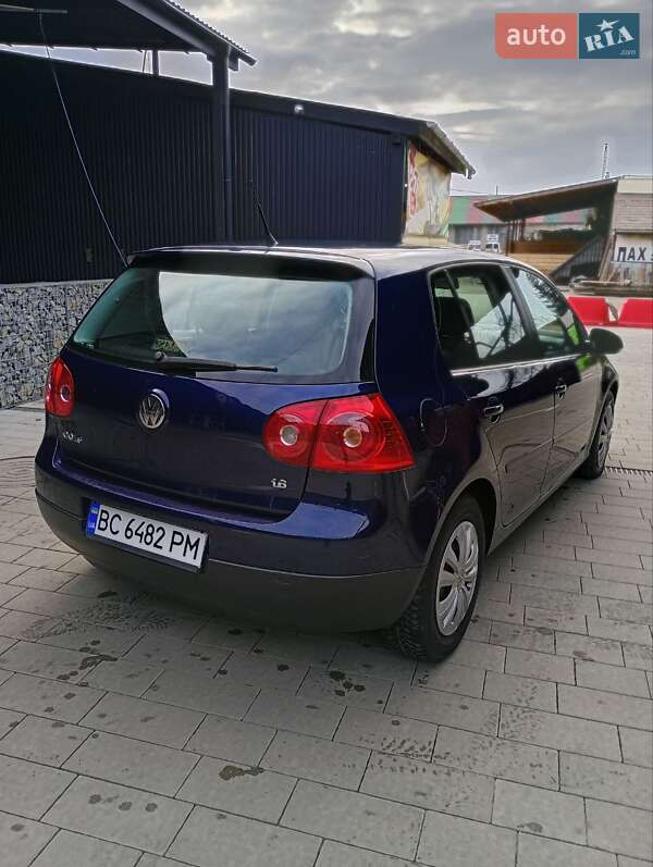 Хетчбек Volkswagen Golf 2007 в Самборі