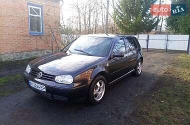 Хэтчбек Volkswagen Golf 2002 в Полтаве