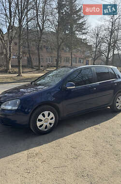 Хэтчбек Volkswagen Golf 2006 в Хотине