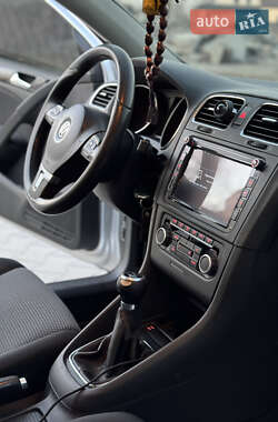 Хэтчбек Volkswagen Golf 2010 в Звягеле