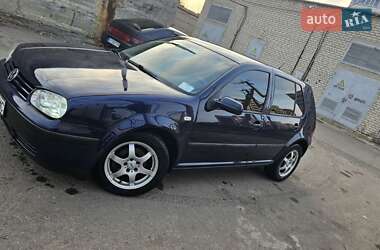 Хэтчбек Volkswagen Golf 2000 в Харькове