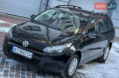 Универсал Volkswagen Golf 2010 в Ивано-Франковске