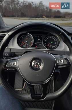 Универсал Volkswagen Golf 2014 в 