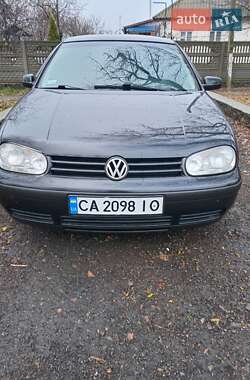 Хэтчбек Volkswagen Golf 2001 в Тальном