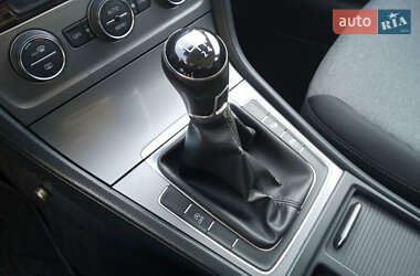 Универсал Volkswagen Golf 2014 в Днепре