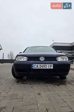 Хетчбек Volkswagen Golf 2000 в Черкасах