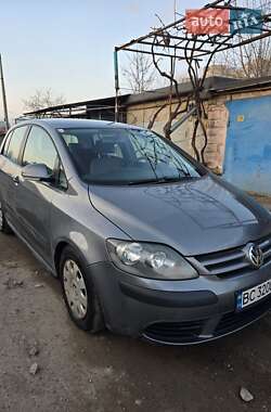 Хетчбек Volkswagen Golf 2005 в Запоріжжі