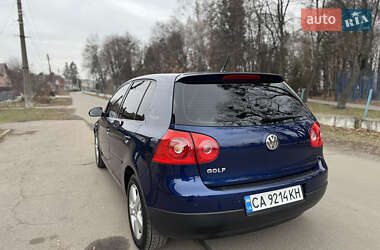 Хэтчбек Volkswagen Golf 2007 в Умани