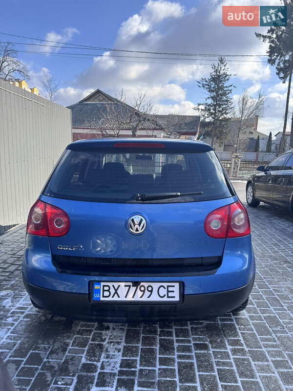 Хетчбек Volkswagen Golf 2004 в Кам'янець-Подільському