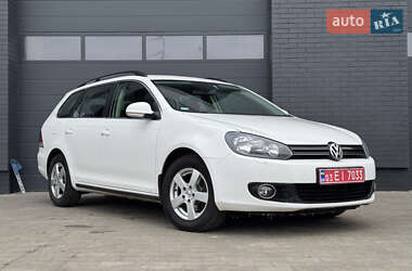 Универсал Volkswagen Golf 2011 в Луцке